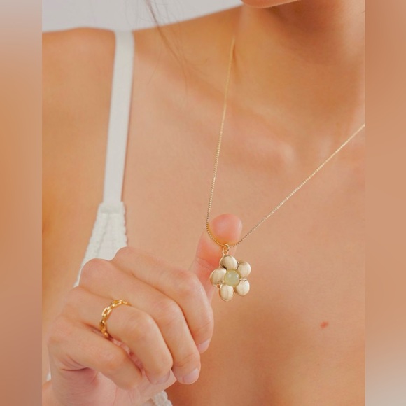 NWT Free People Bloom Necklace - Picture 3 of 6